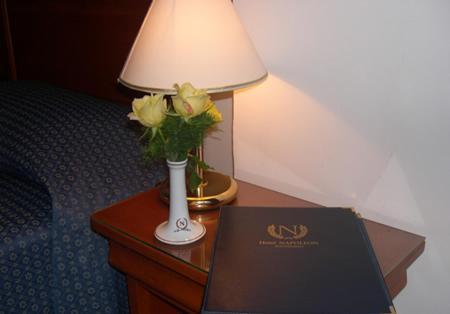 Hotel Napoleon Pontremoli Zimmer foto